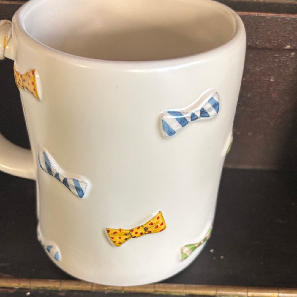 Rae Dunn GRANDPA mug with bow ties - Picture 4 of 5